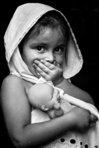 Bambina silenzio